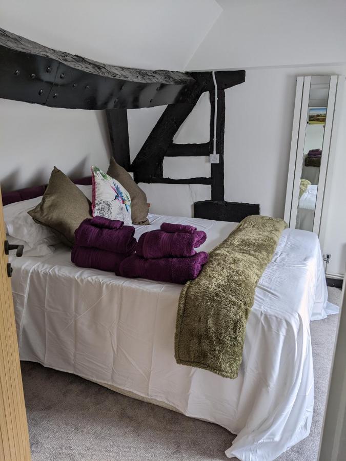 Characterful 2 Bed Cottage, Quiet Village Setting Ashleworth Bagian luar foto