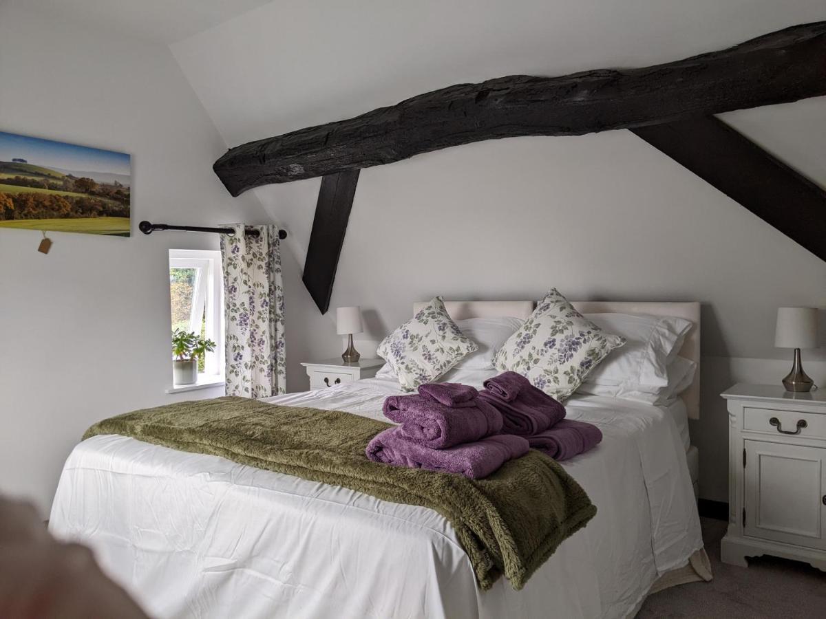 Characterful 2 Bed Cottage, Quiet Village Setting Ashleworth Bagian luar foto