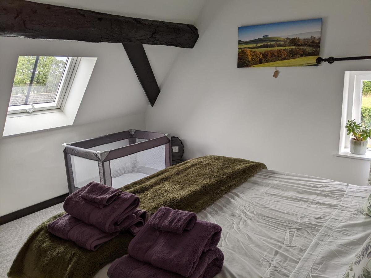 Characterful 2 Bed Cottage, Quiet Village Setting Ashleworth Bagian luar foto