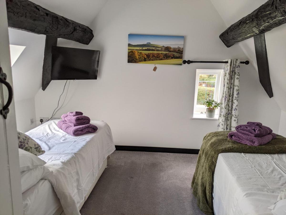 Characterful 2 Bed Cottage, Quiet Village Setting Ashleworth Bagian luar foto